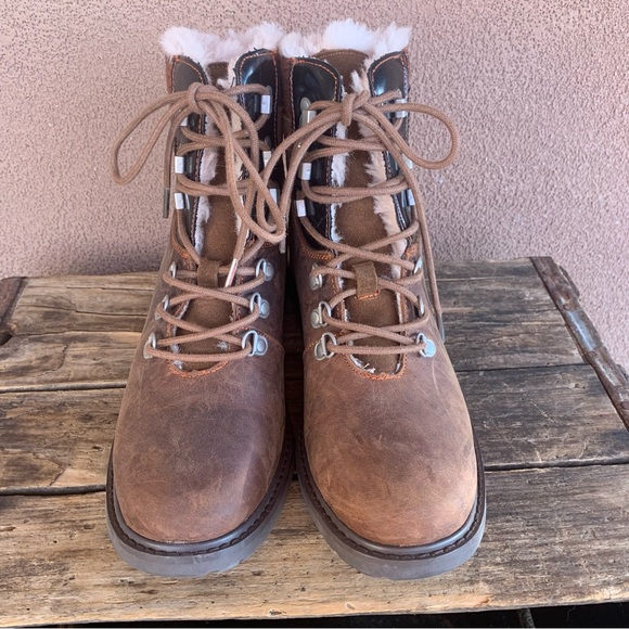 Emu Australia Primrose Sands Waterproof Lace-Up Boot - Picture 3 of 7